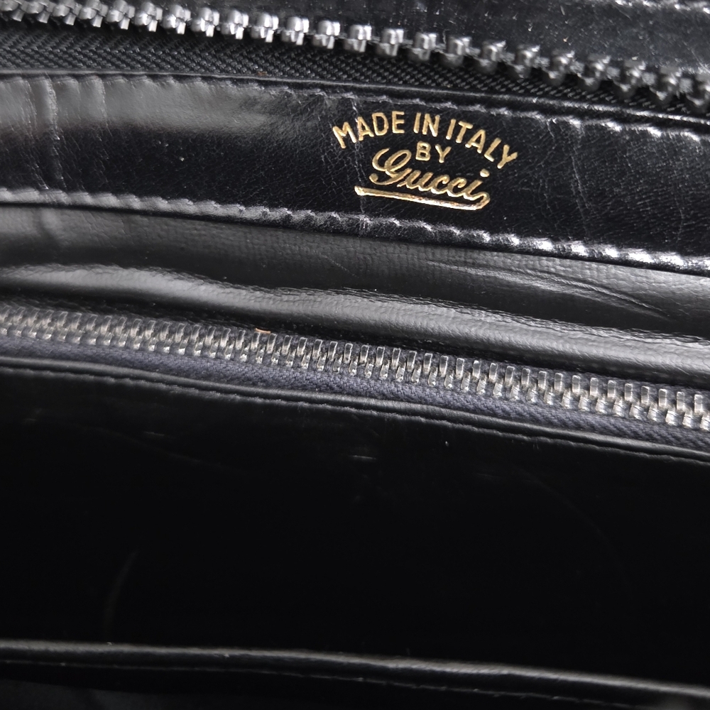 RARE AUTHENTIC VINTAGE GUCCI GLOSSY LEATHER CLUTCH BAG - Picture 7 of 15